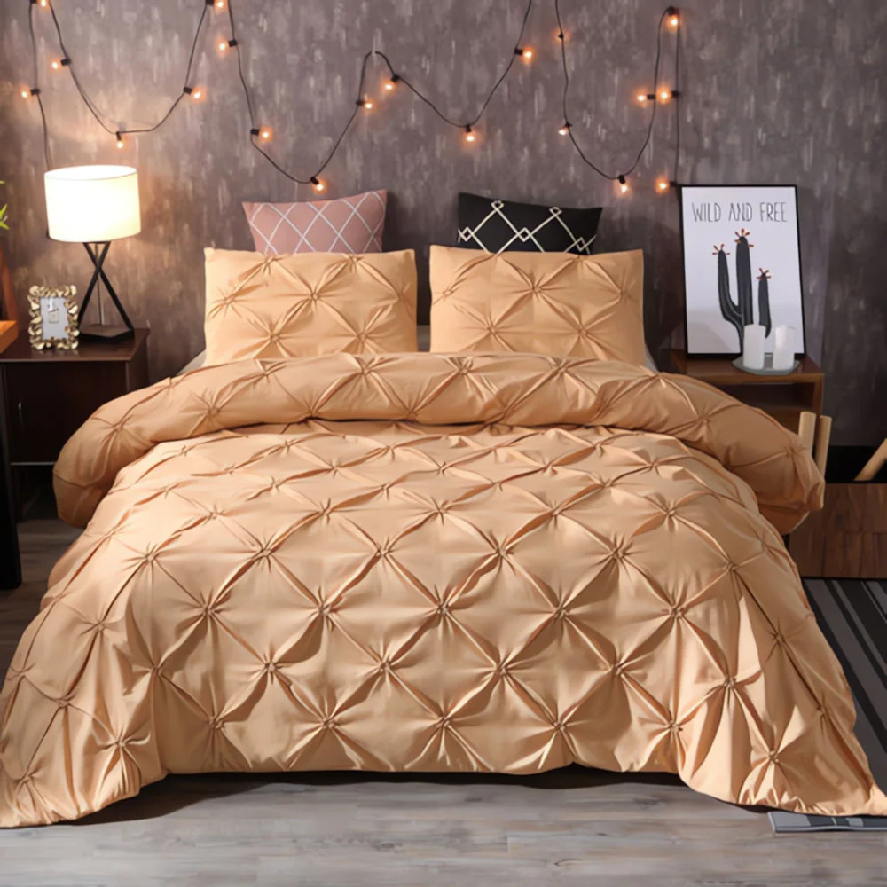 Amore Luxury Pinch Pleat Duvet Cover Set - Image 8