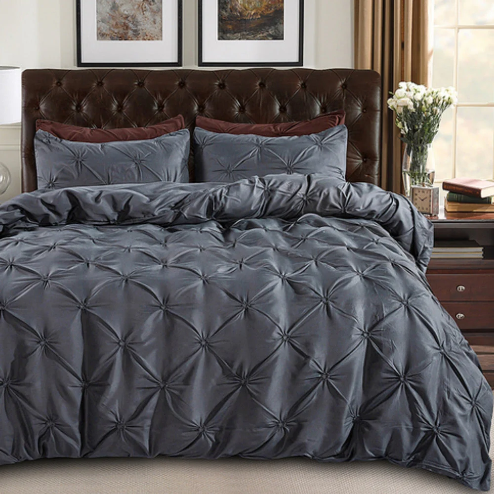 Amore Luxury Pinch Pleat Duvet Cover Set - Image 9