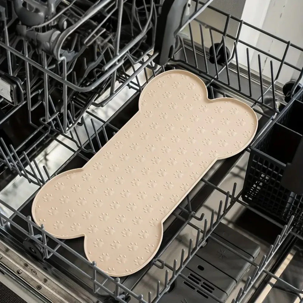 Bone-Shaped Silicone Pet Feeding Mat - Image 5