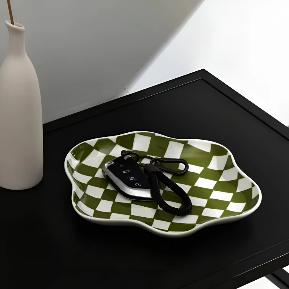 Classic Checkered Ceramic Plate - Image 5