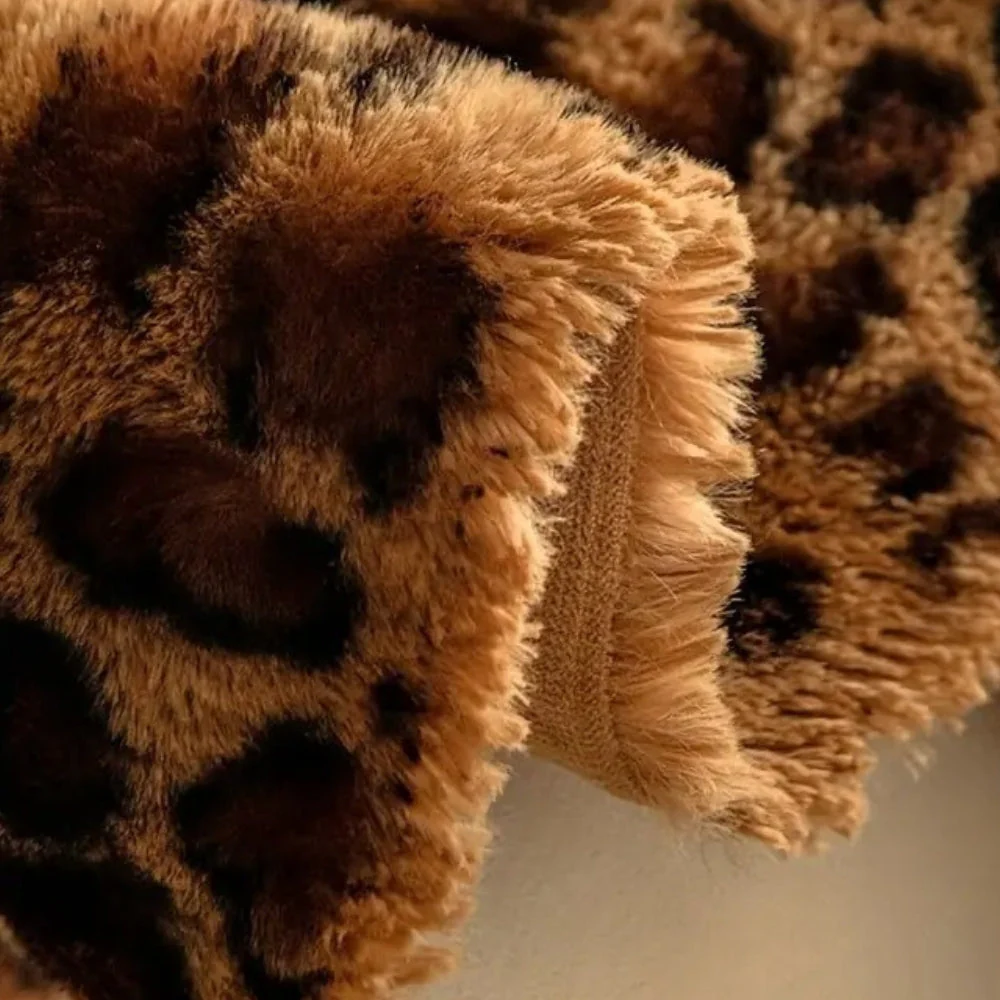 Cozy Leopard Print Sofa Cover - Image 3