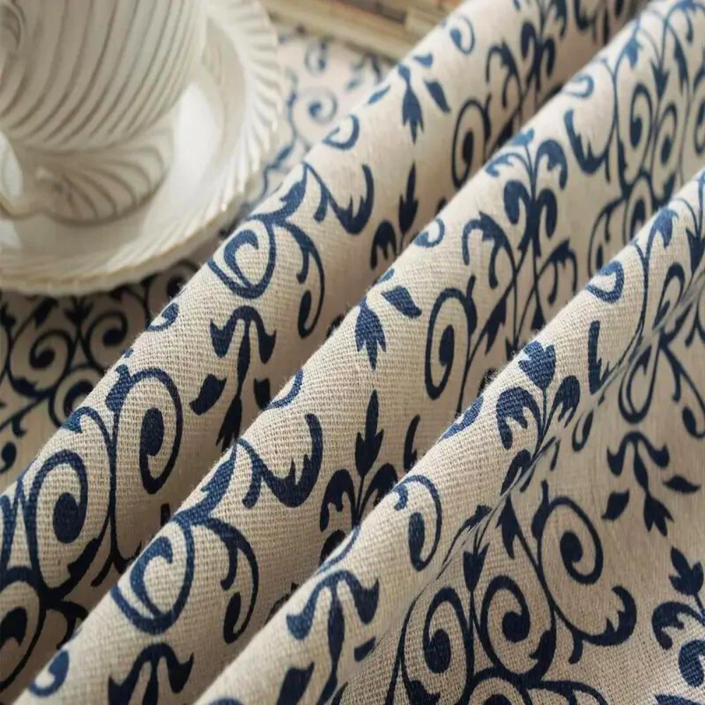 Cottage Chic Patterned Tablecloth - Image 3