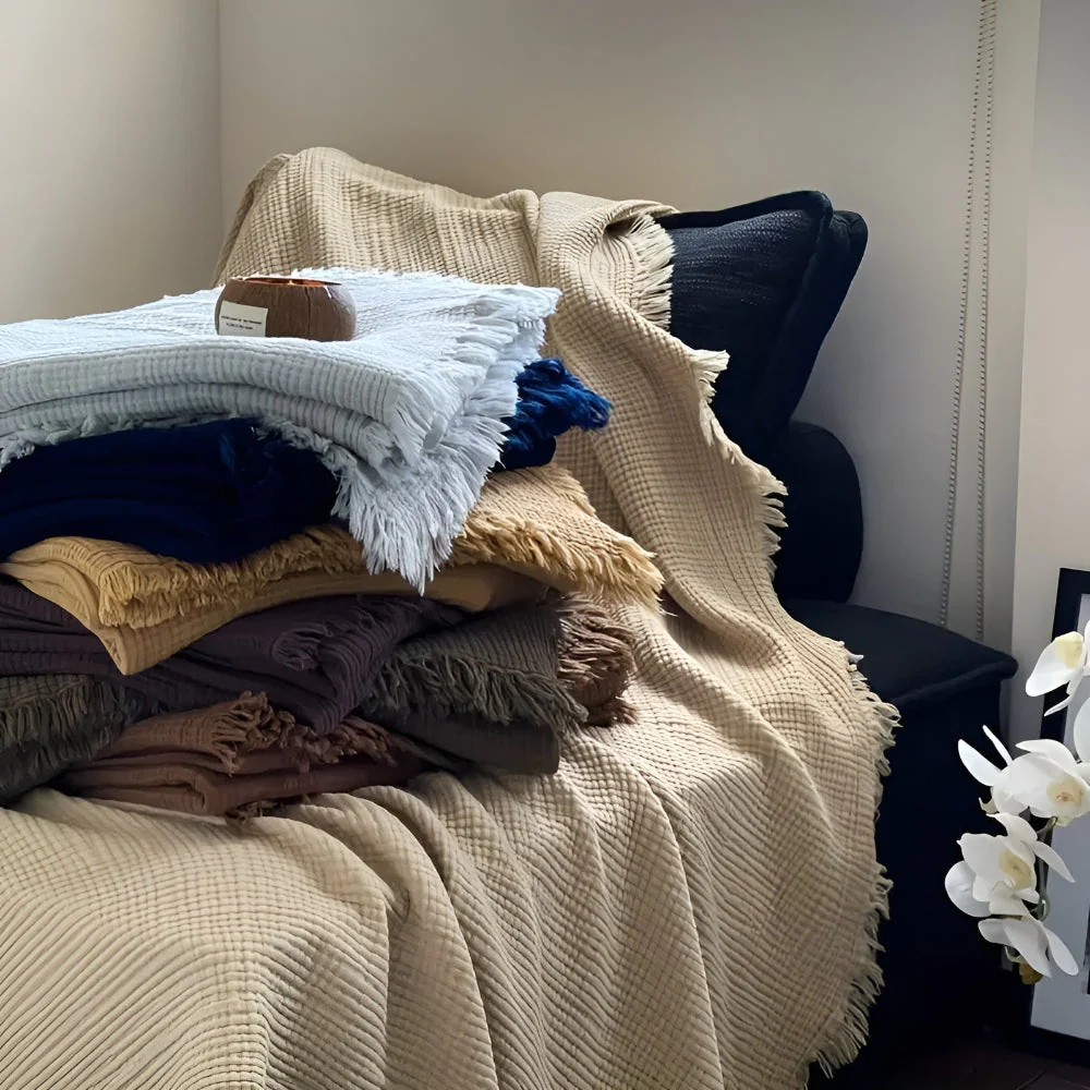 Cotton Crinkle Tassel Blanket - Image 3