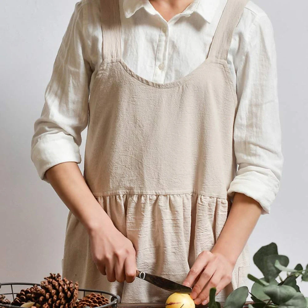 Cross-Back Apron With Pockets - Image 6