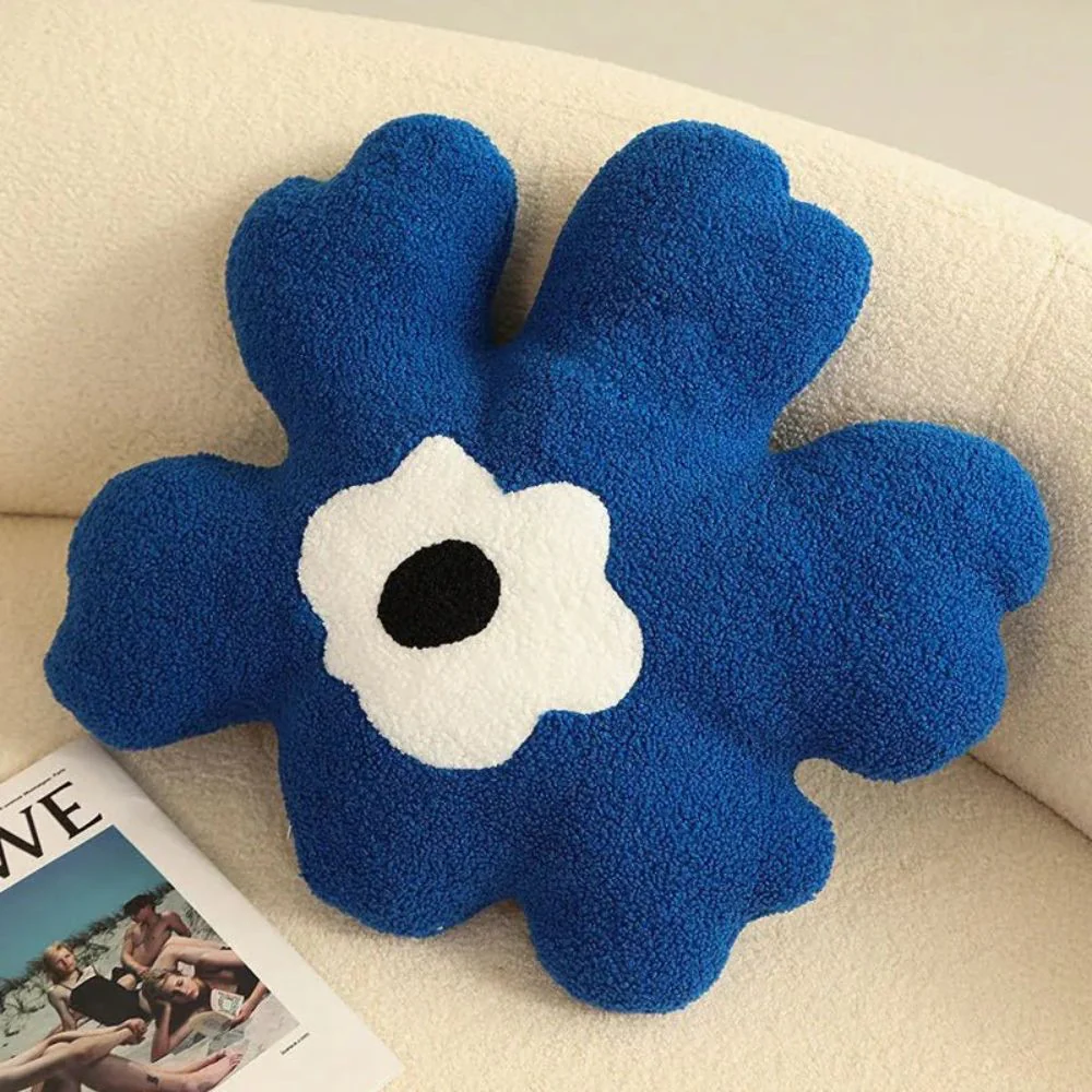 Daisy Doodle Cushion - Image 6