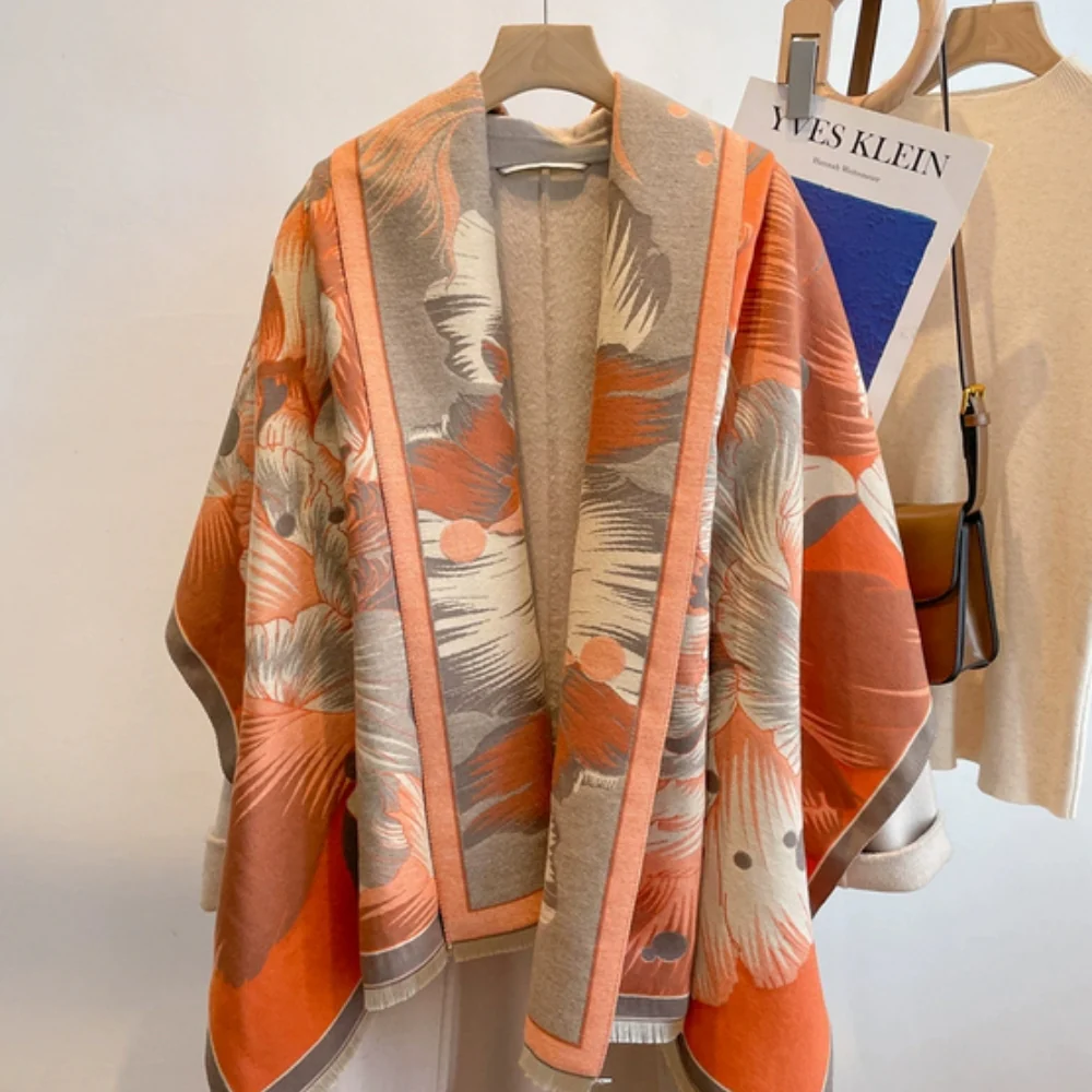 Elegant Floral Jacquard Woven Scarf - Image 2
