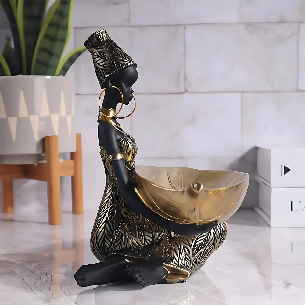 Elegant Woman Jewelry Holder - Image 5