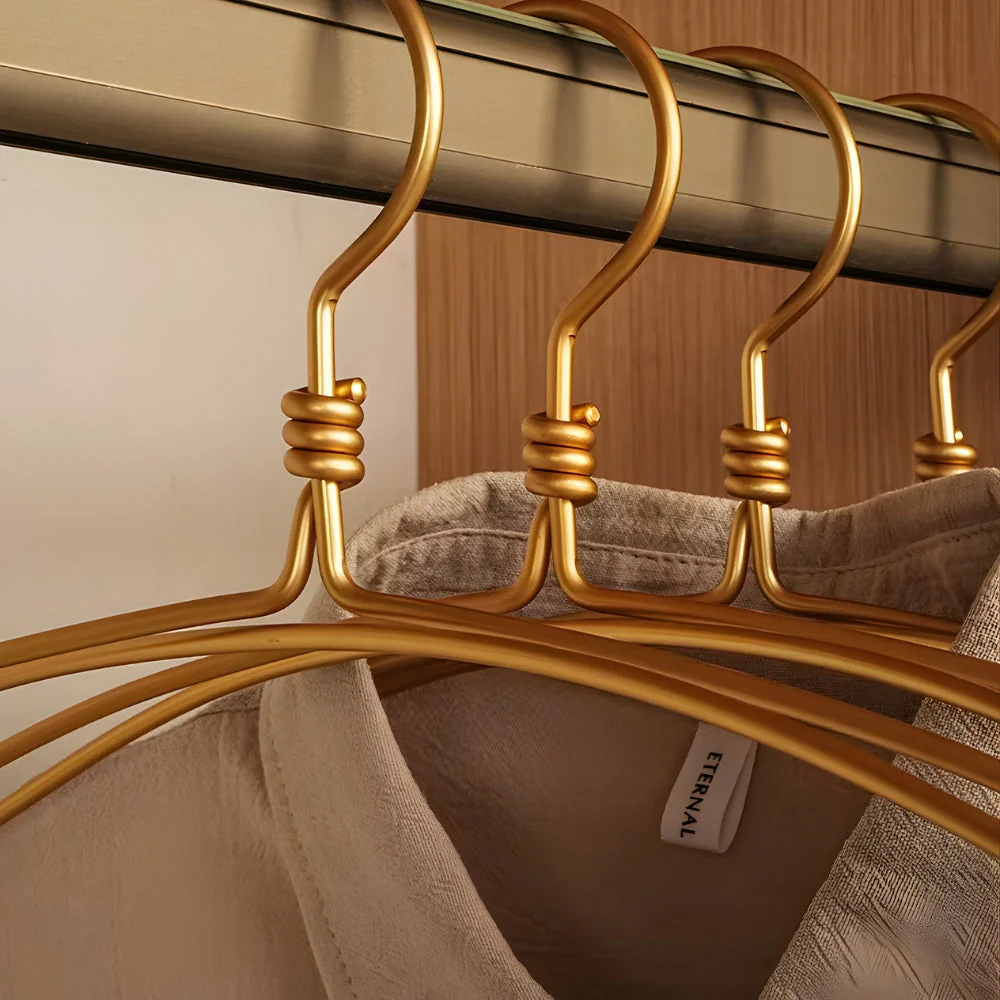 Extra Wide Sleek Aluminum Clothes Hanger | 6pcs Set - Image 3