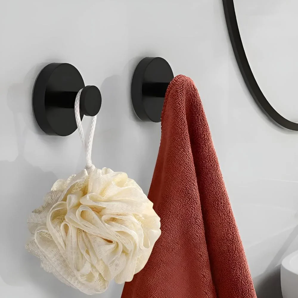 Grip Lock Shower Hooks - Image 3