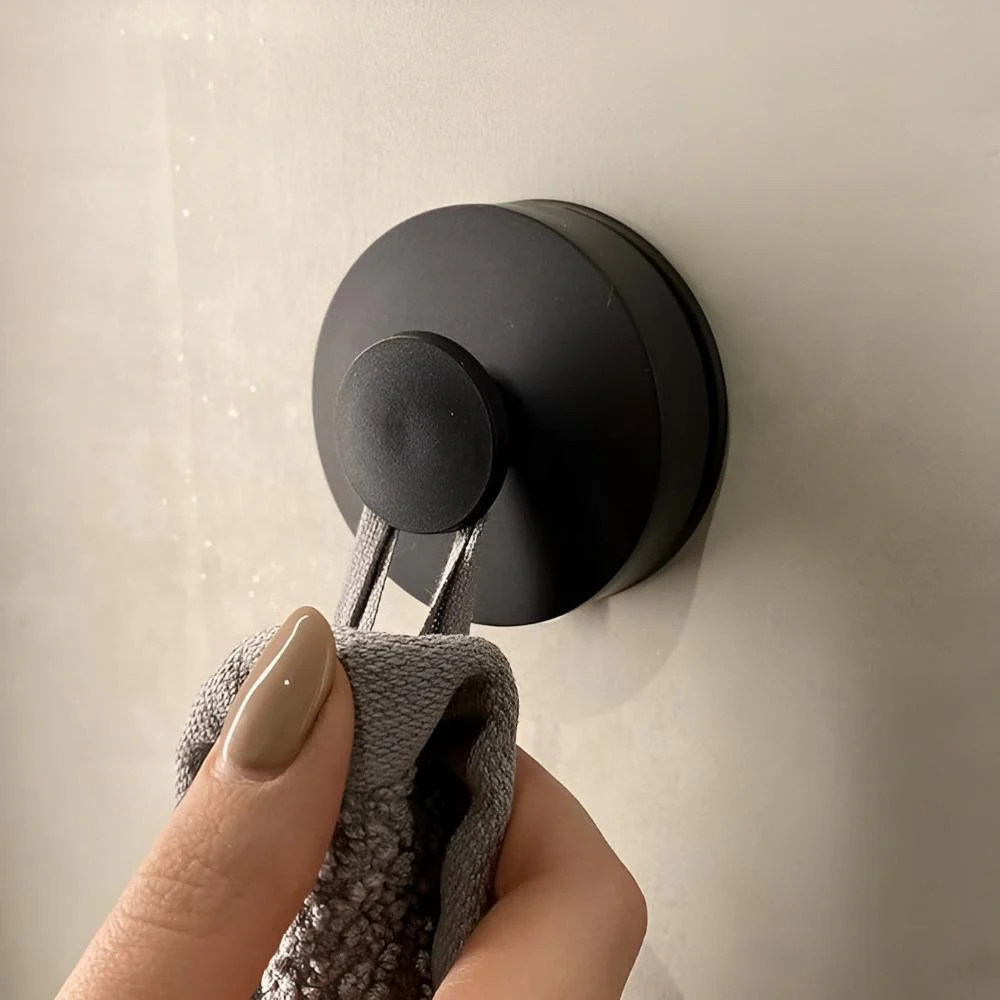 Grip Lock Shower Hooks - Image 6