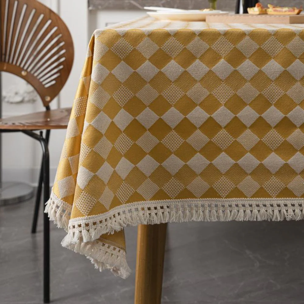 Heritage Checkered Tablecloth - Image 2