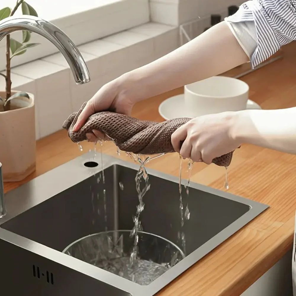 Honeycomb Absorbent Kitchen Towels - Image 6