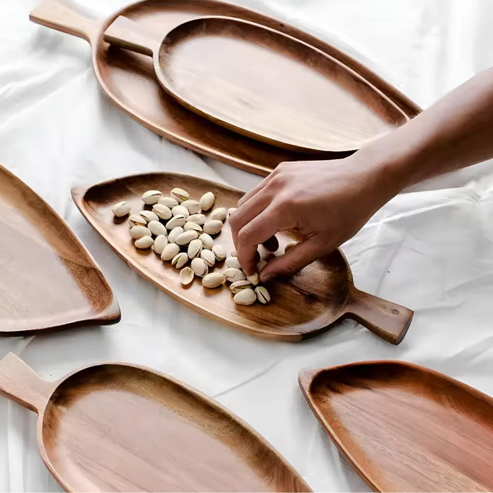 Leaf-Shaped Wooden Serving Plate - Image 2