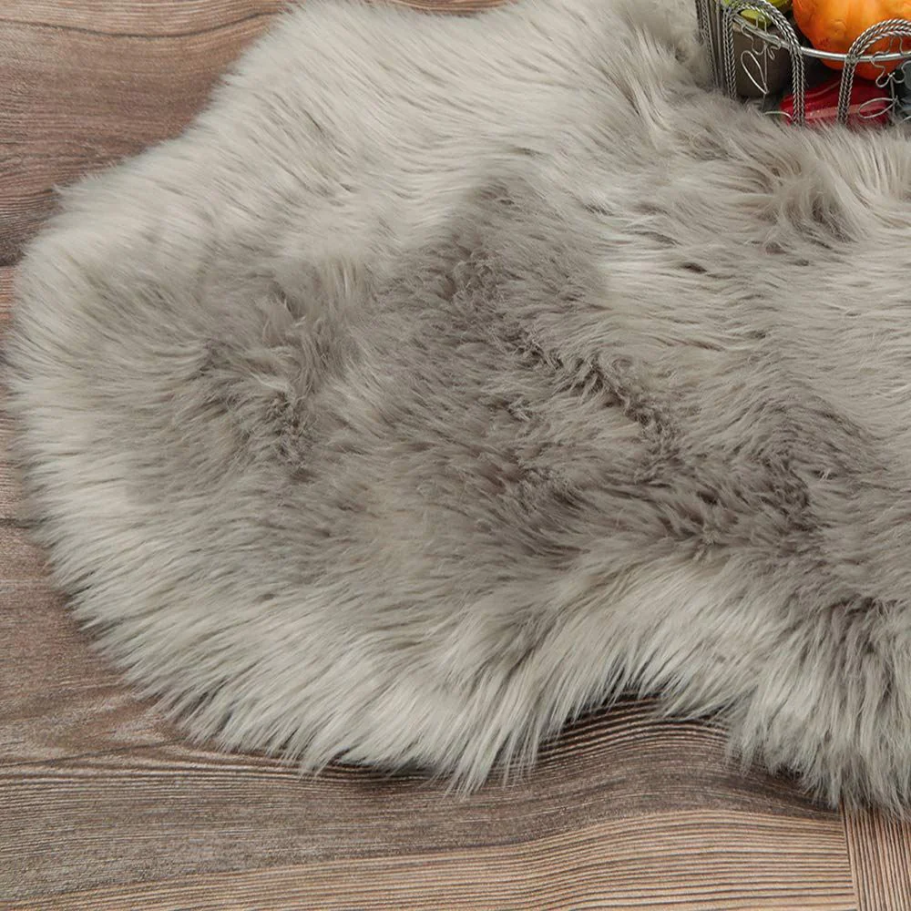 Lush Loom Faux Fur Rug - Image 4