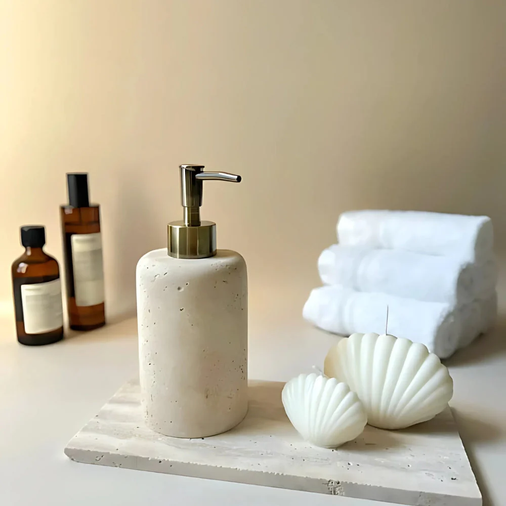 Luxury Refillable Bottle for Bathrooms - Image 3