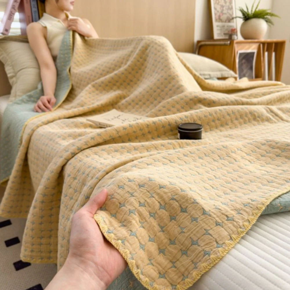 Matelassé Seersucker Reversible Cotton Blanket - Image 6