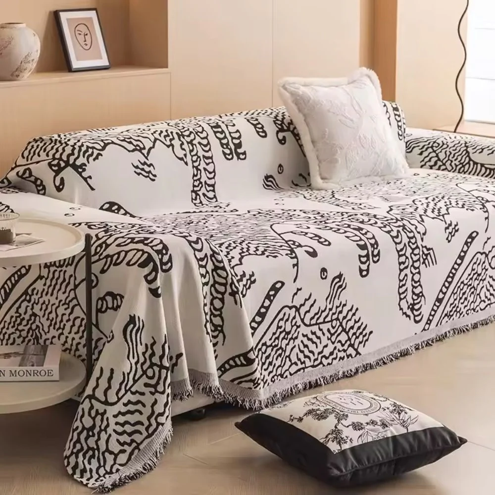 Nature Sketch Pattern Sofa Cover - Image 2