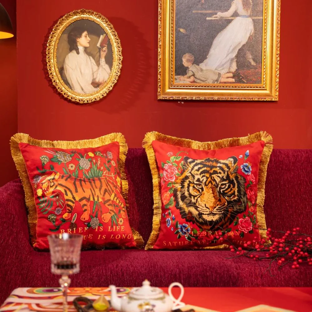 Regal Tiger Artistic Velvet Cushion Cover - Image 4