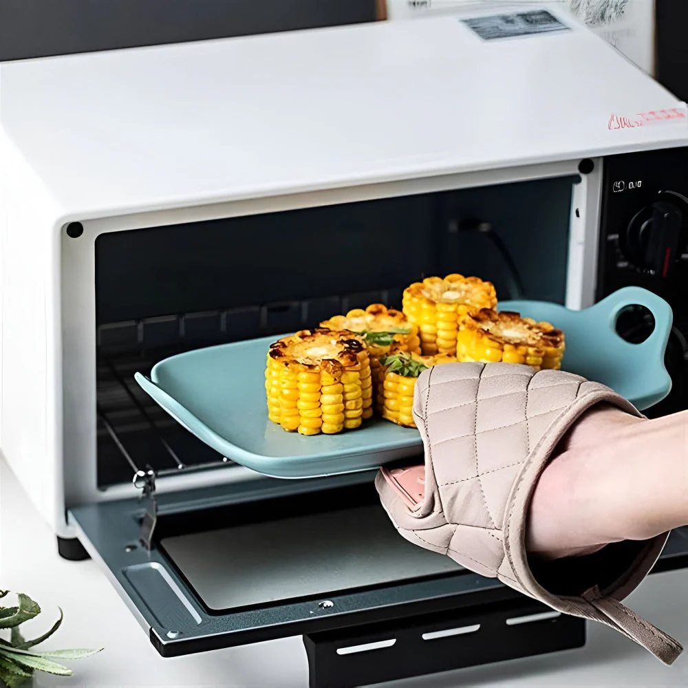 Silicone Quilted Heatproof Kitchen Mitts - Image 5