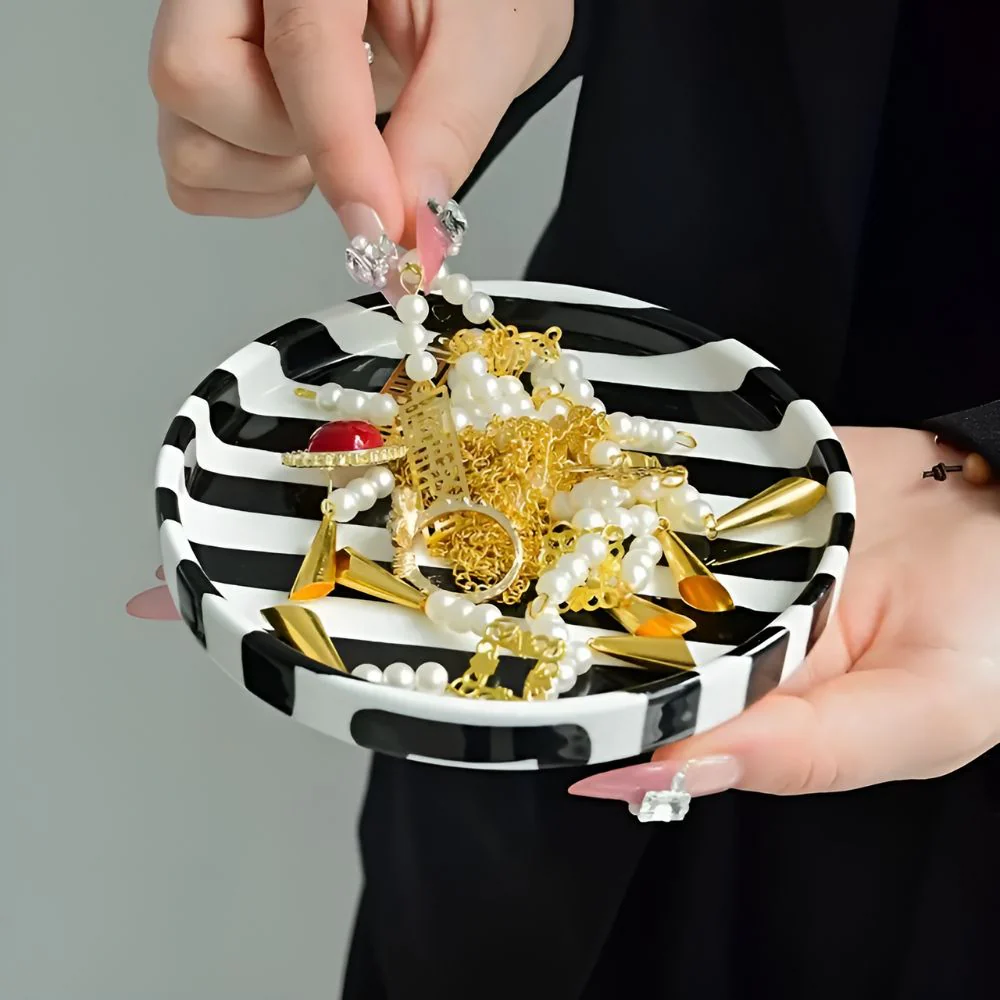 Silva Ceramic Stripe Jewelry Tray - Image 3