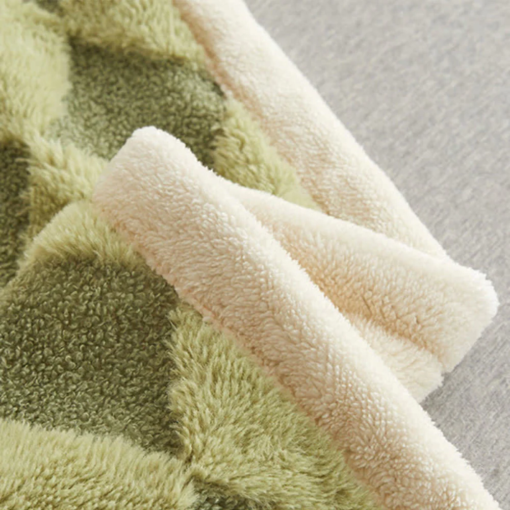 Soft Diamond Pattern Comfort Blanket - Image 12