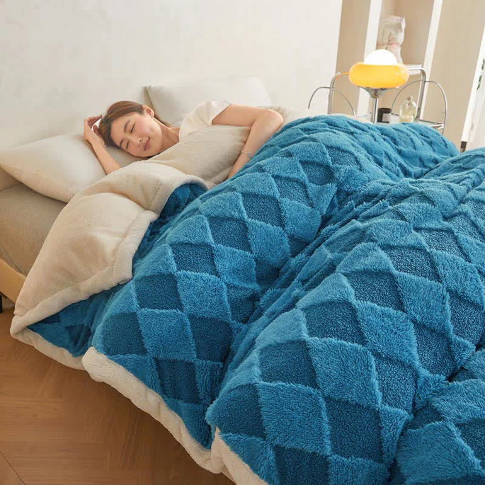 Soft Diamond Pattern Comfort Blanket - Image 22
