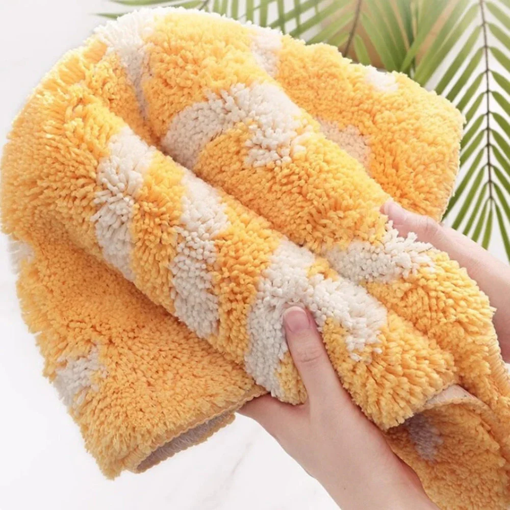Squeeze the Day' Non-Slip Bath Mat - Image 4