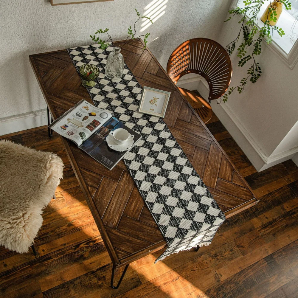 Stitching Tassel Diamond Table Runner - Image 4