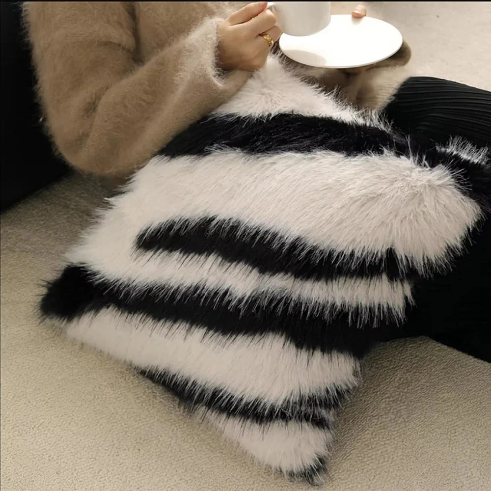 Strié Luxe Faux Fur Cushion Cover - Image 2