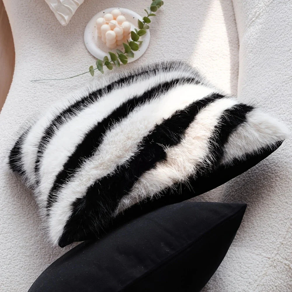 Strié Luxe Faux Fur Cushion Cover - Image 3