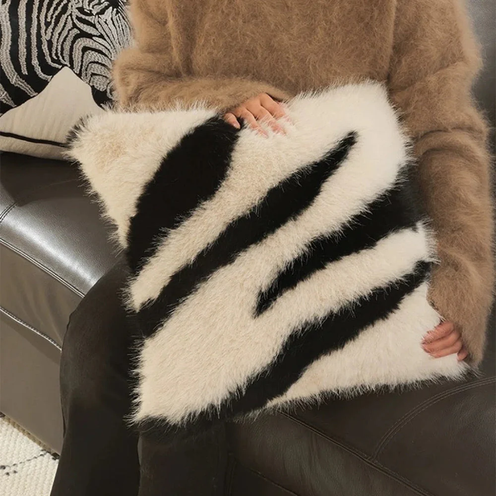Strié Luxe Faux Fur Cushion Cover - Image 4