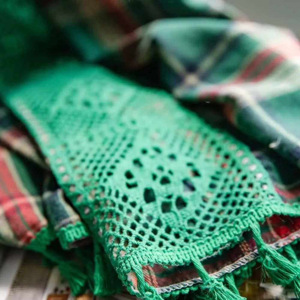 Tartan Crochet Lace Tassel Curtain - Image 4