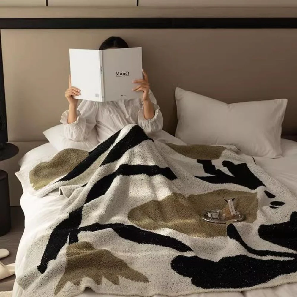 Terra Flow Cosy Throw Blanket