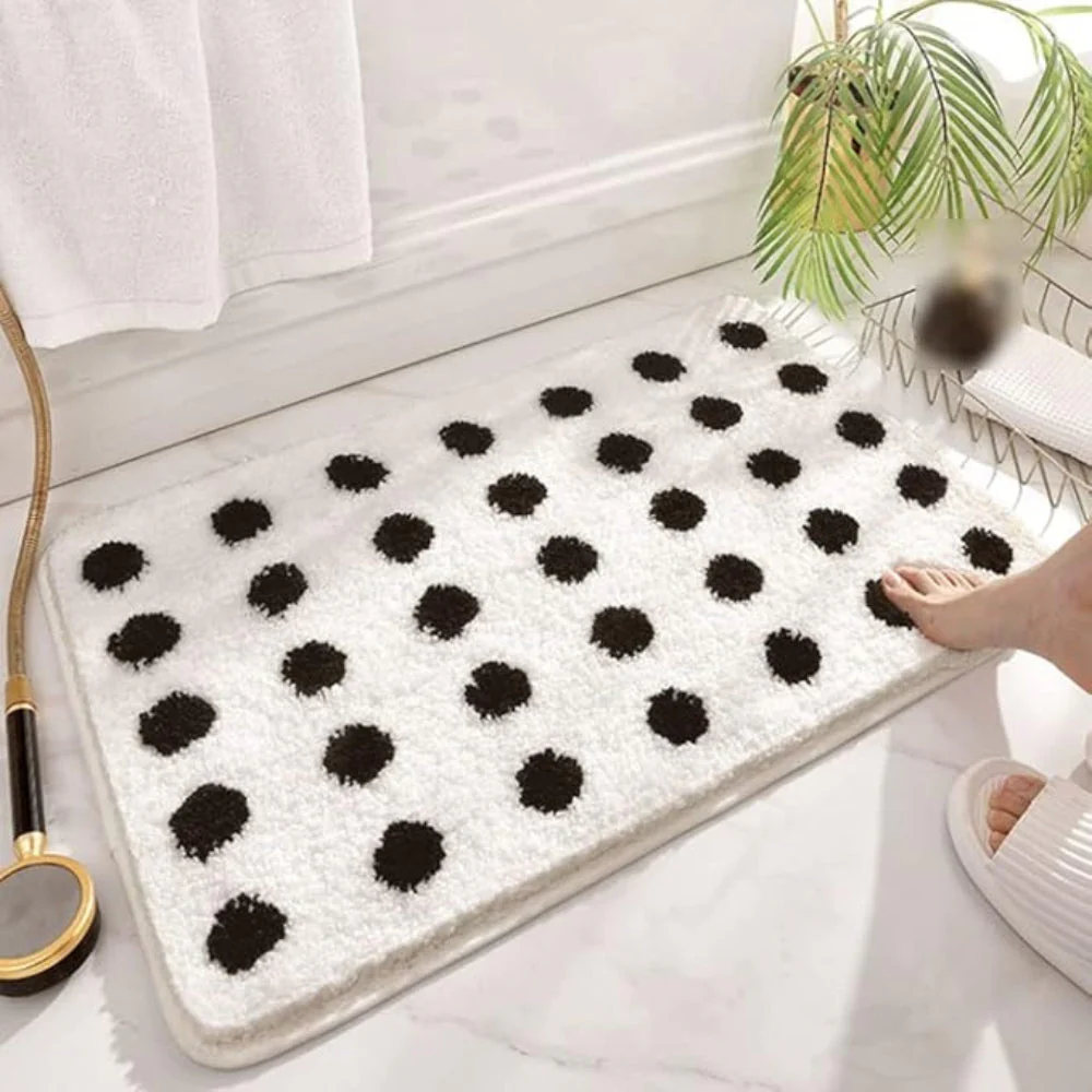 Tufted Plush Polka Dot Bath Mat - Image 2