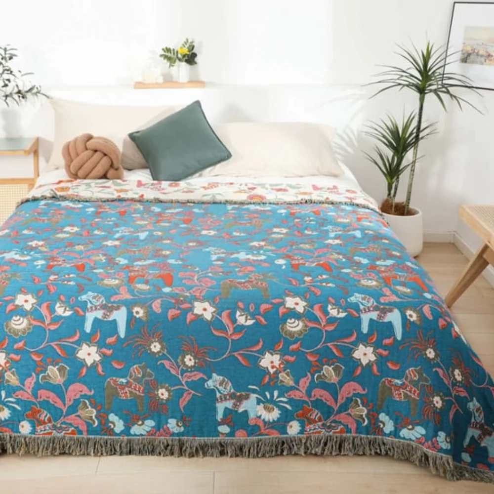 Vibrant Floral Garden Tassel Trim Blanket - Image 2