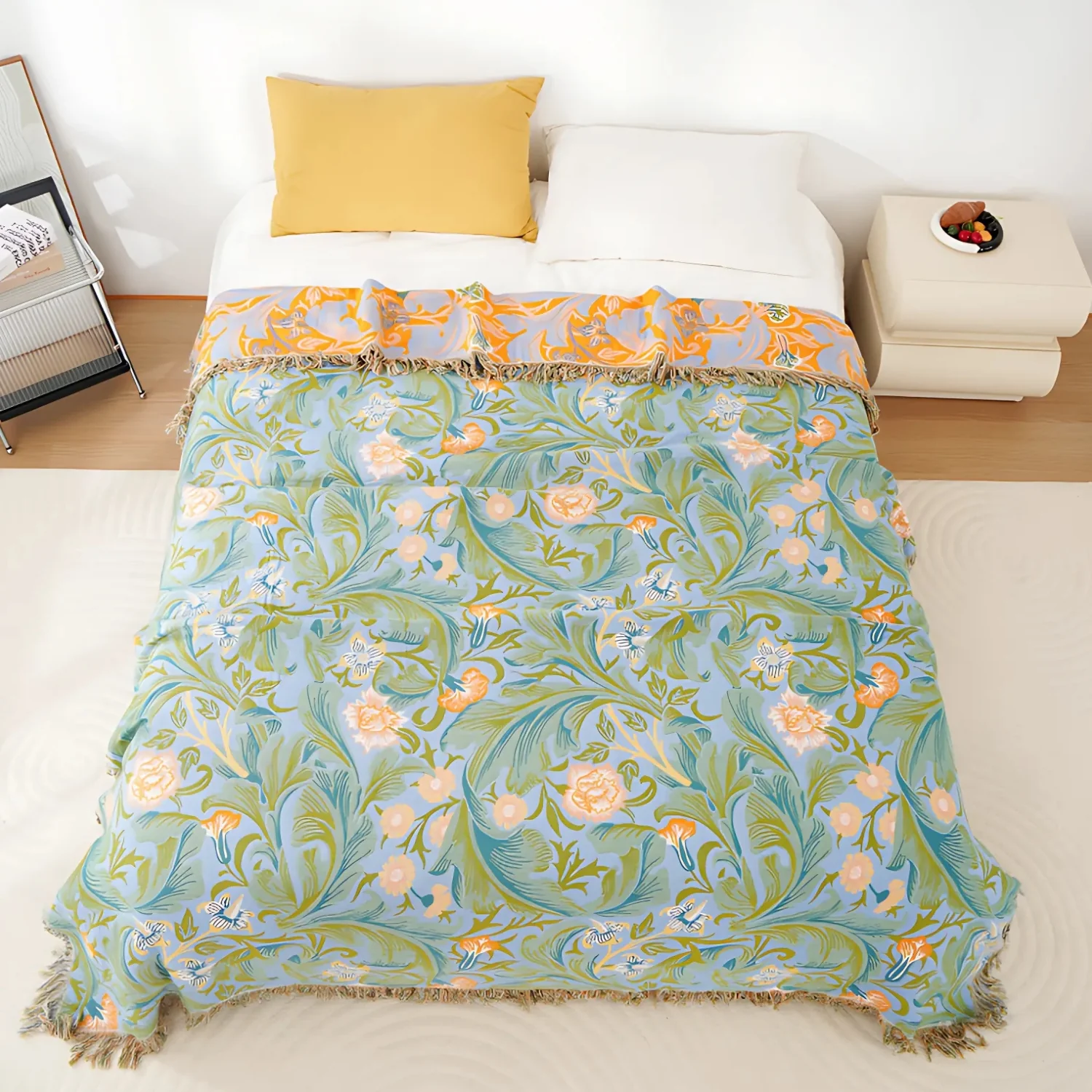 Vintage Floral Tapestry Throw Blanket - Image 2