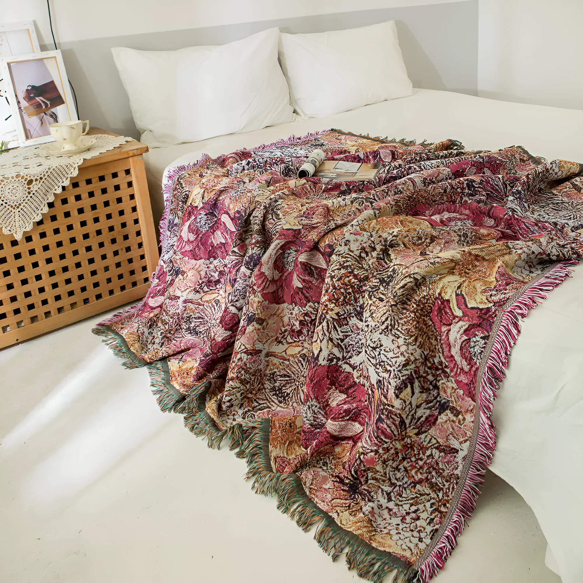Vintage Floral Tassel Throw Blanket - Image 2