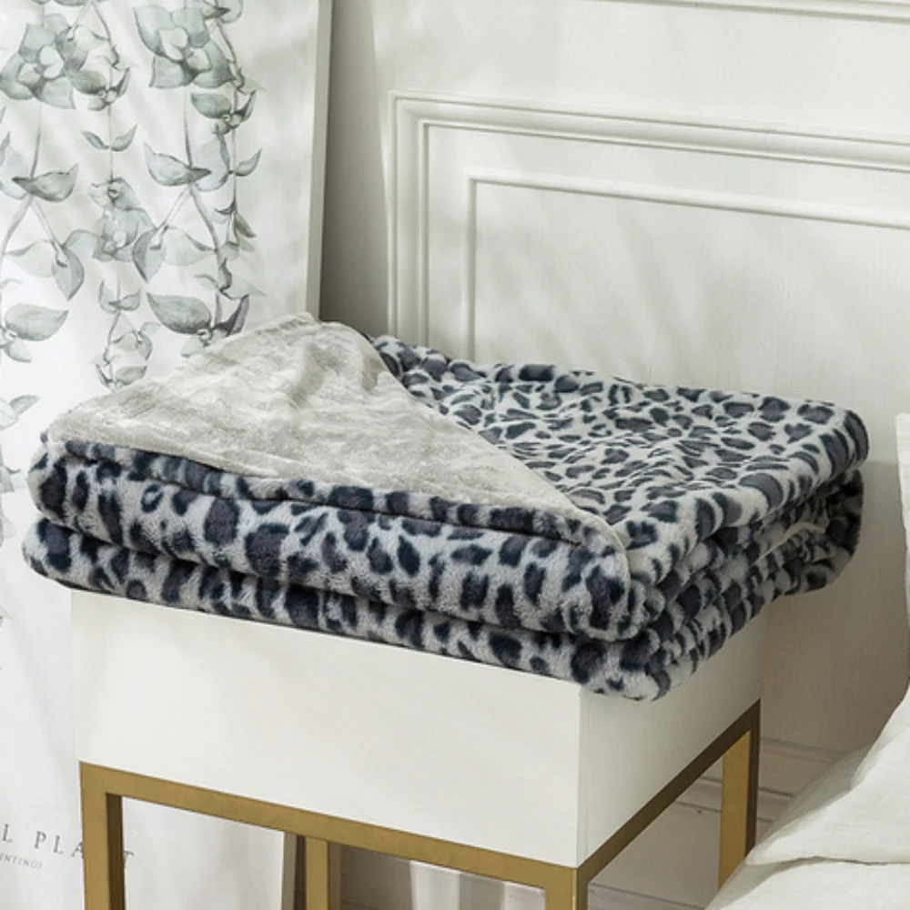 Wild Elegance Leopard Print Blanket - Image 5